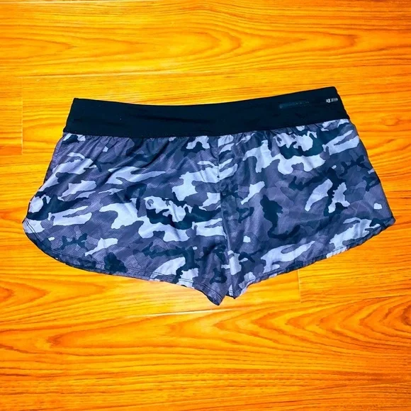 New Womens Nike Shorts Size XXL - Picture 2 of 3